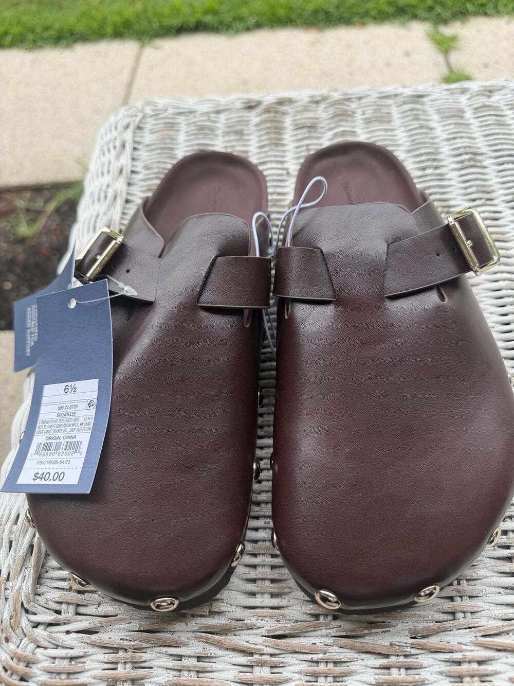 Universal Thread Women's Lee Clog Mules in Brown